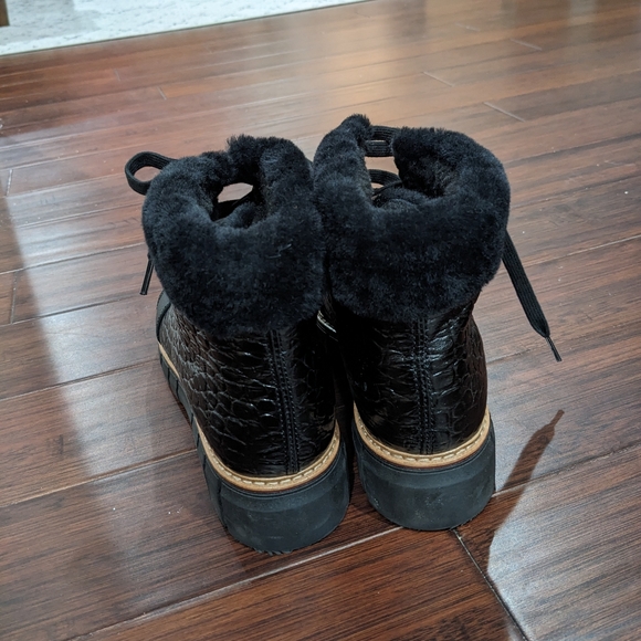 Oscar Sport black leather lace up winter boots - Picture 6 of 9